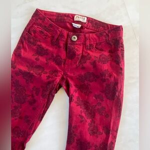 Mudd - Red / Maroon Flower Pattern Low Rise Pants Size 0